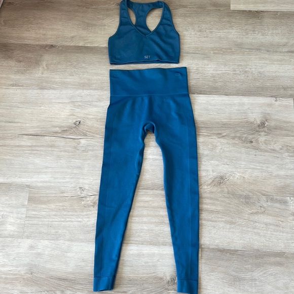 SET Active Other - Set Active Sports Bra and Leggings Set size XS